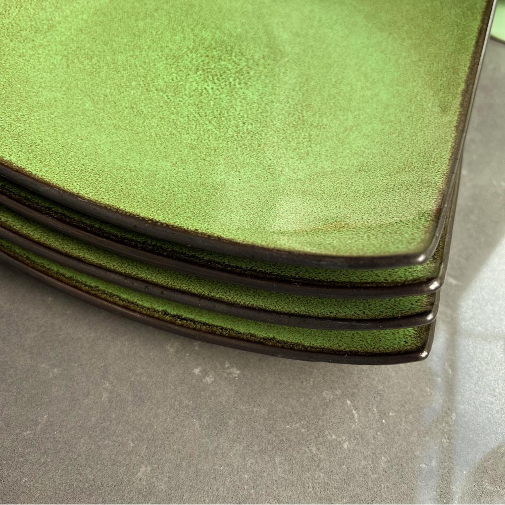 4 Gabbay square plates
